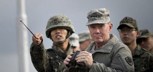 Soldados americanos junto a soldados surcoreanos